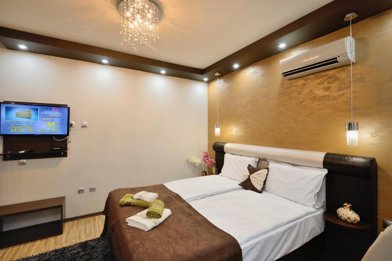 Fantasy Apartaments And Studios Avenue Комплекс Фантазия Хисаря Exterior foto