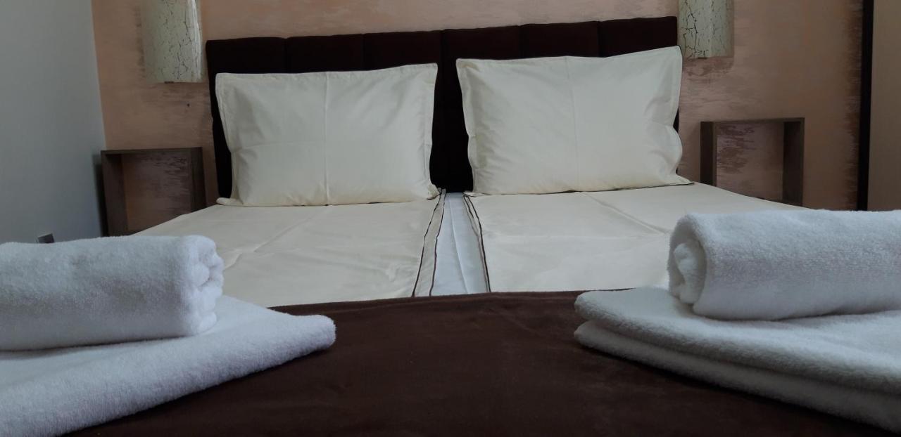 Fantasy Apartaments And Studios Avenue Комплекс Фантазия Хисаря Exterior foto